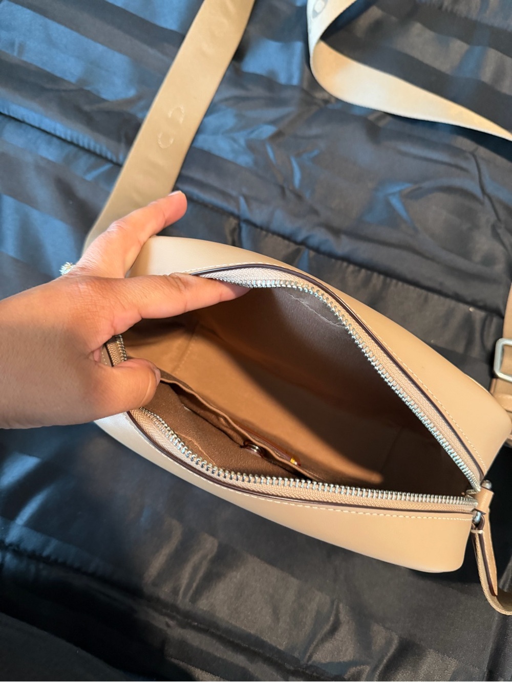 Coach Beige Signature Canvas Crossbody Camera Bag with Canvas Strap - Picture 4 of 4